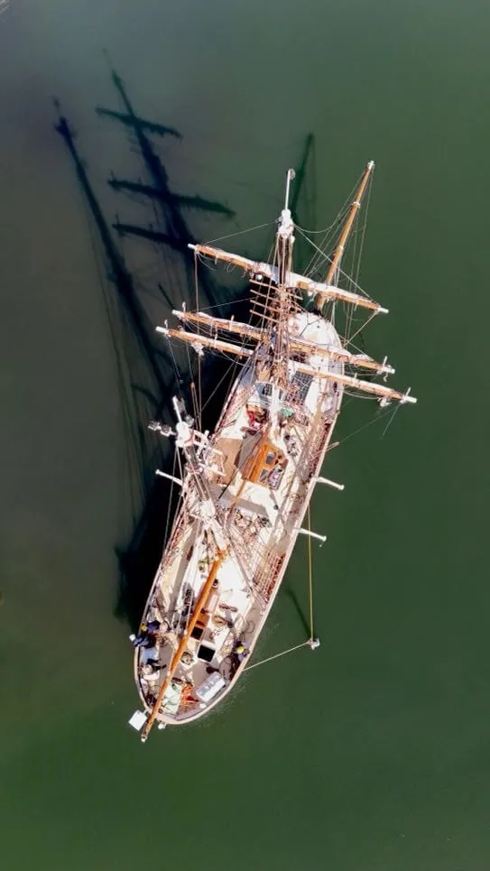 NEPTUN being lowered back into the water in Mazatlán after almost five months on the hard