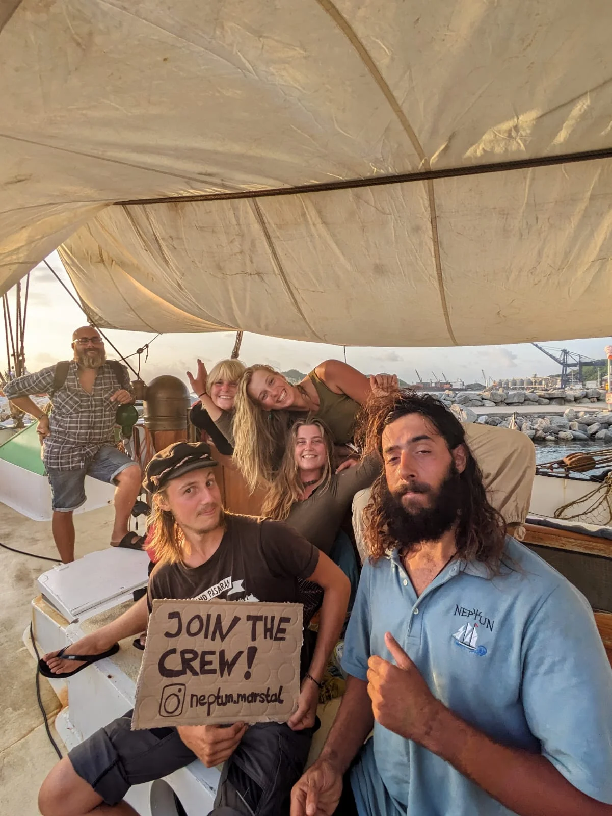 A line of trainee crew on Brigantine NEPTUN, most people who join a tall ship arrive with no prior sailing experience.