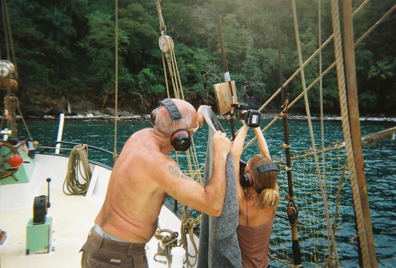 Sail around the world