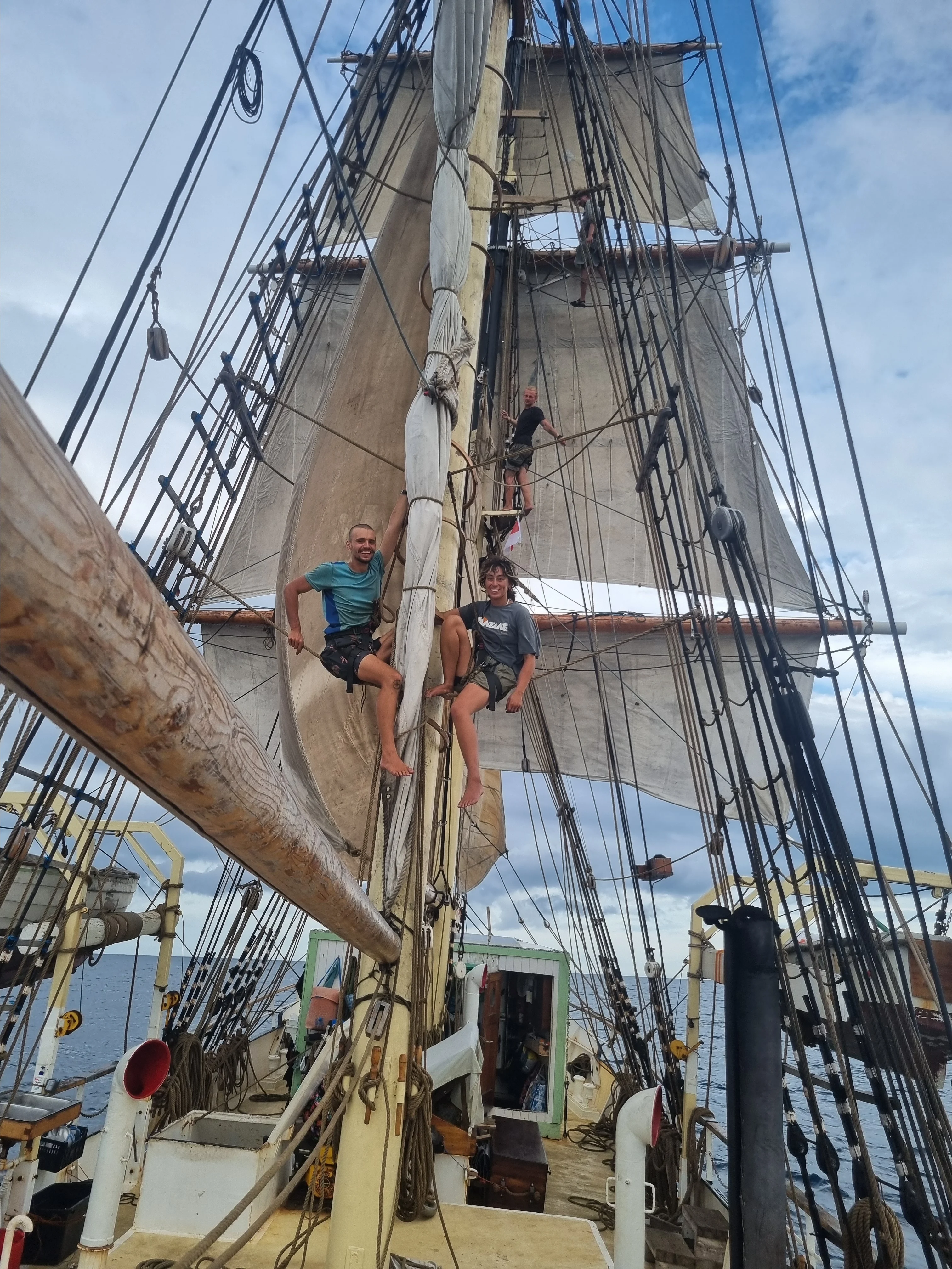 Crew working aloft on the yards of Brigantine NEPTUN